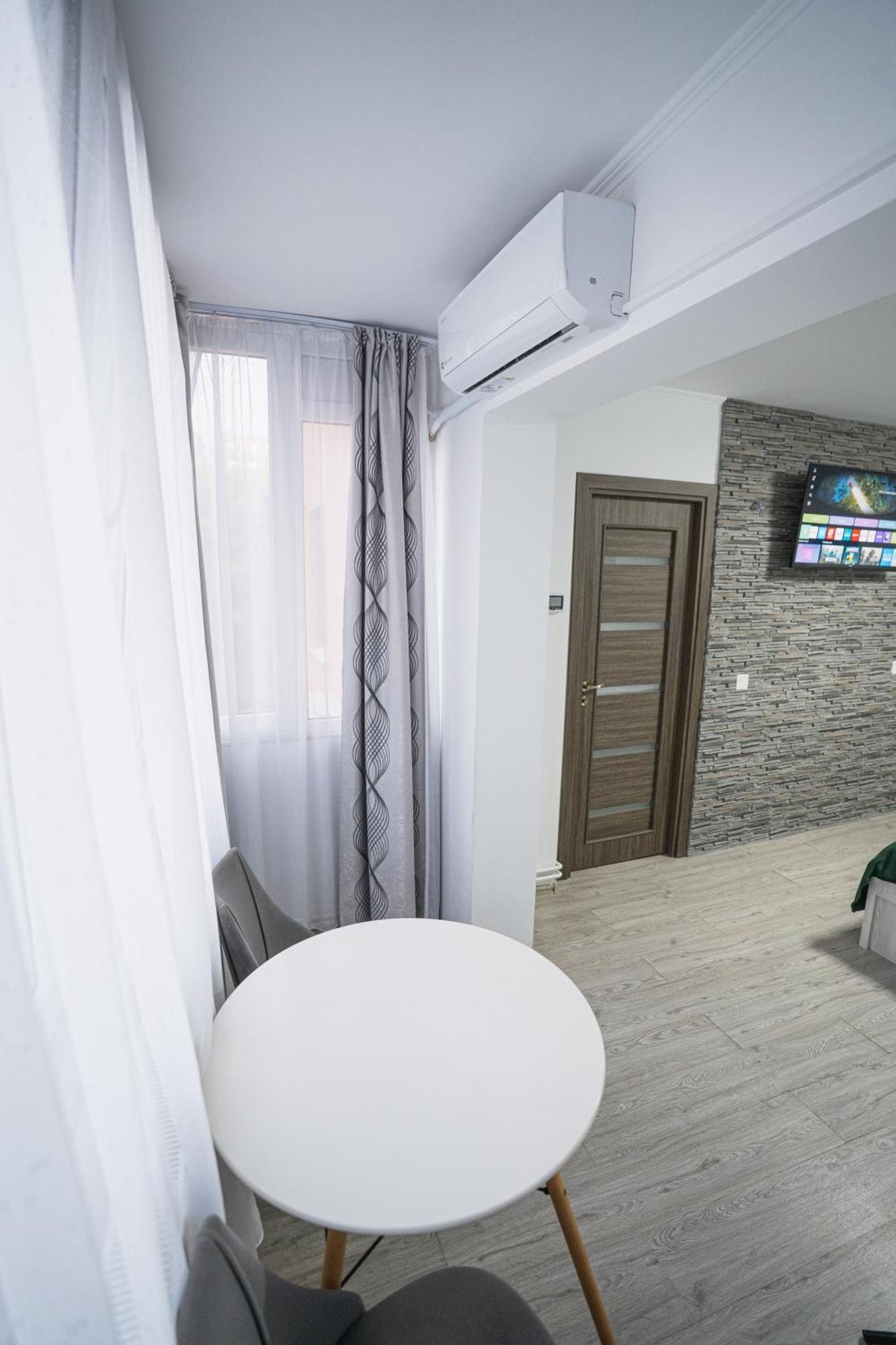 Smart Apartament Брашов Екстериор снимка